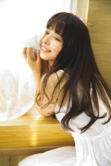 南宁女大学生裸奔